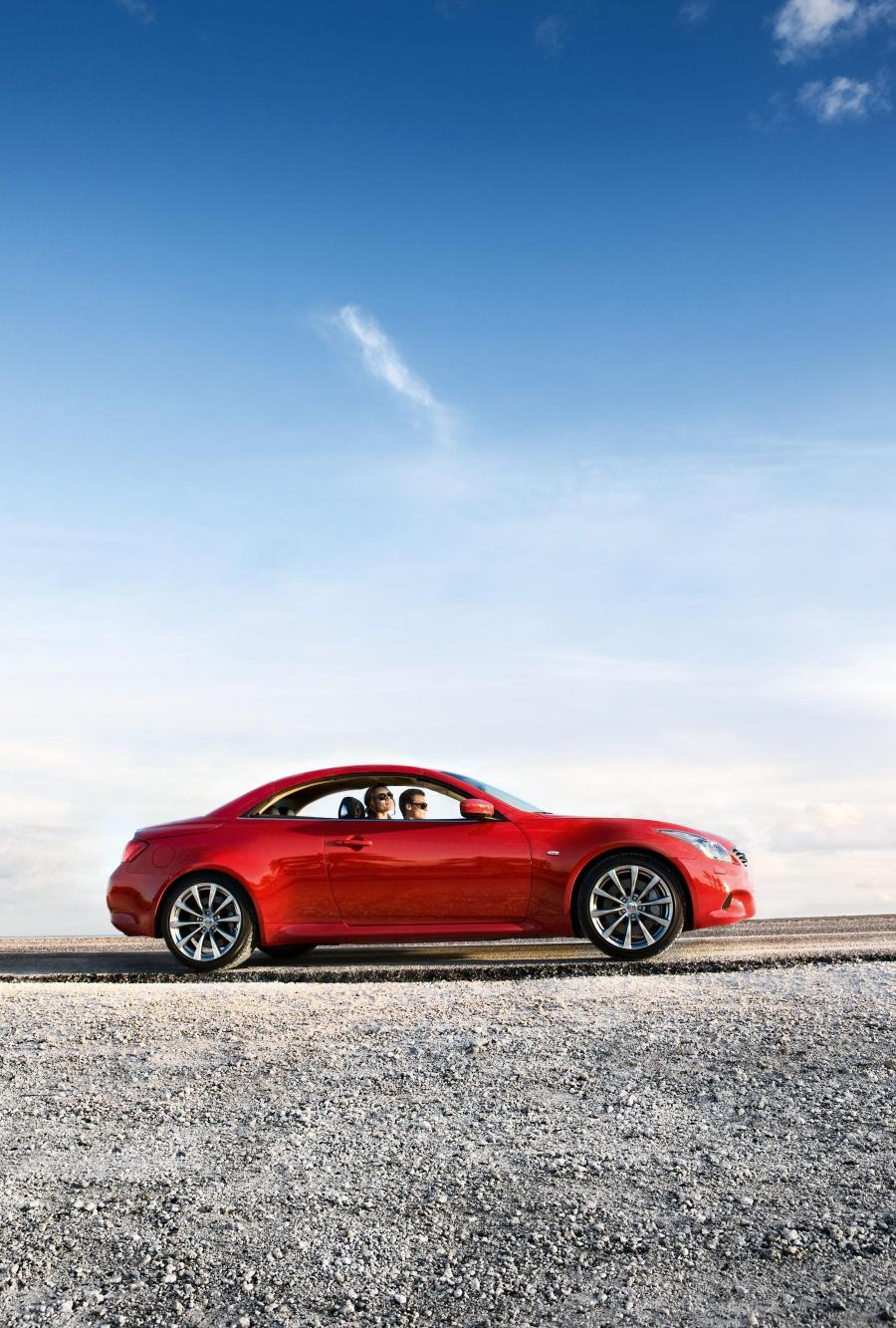  Infiniti G37 Convertible 2008 года  (фото 17 из 57)